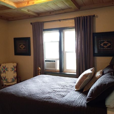 The Goulding Cottage And Farm - 4 Beds, 3 Baths Henrieville ภายนอก รูปภาพ